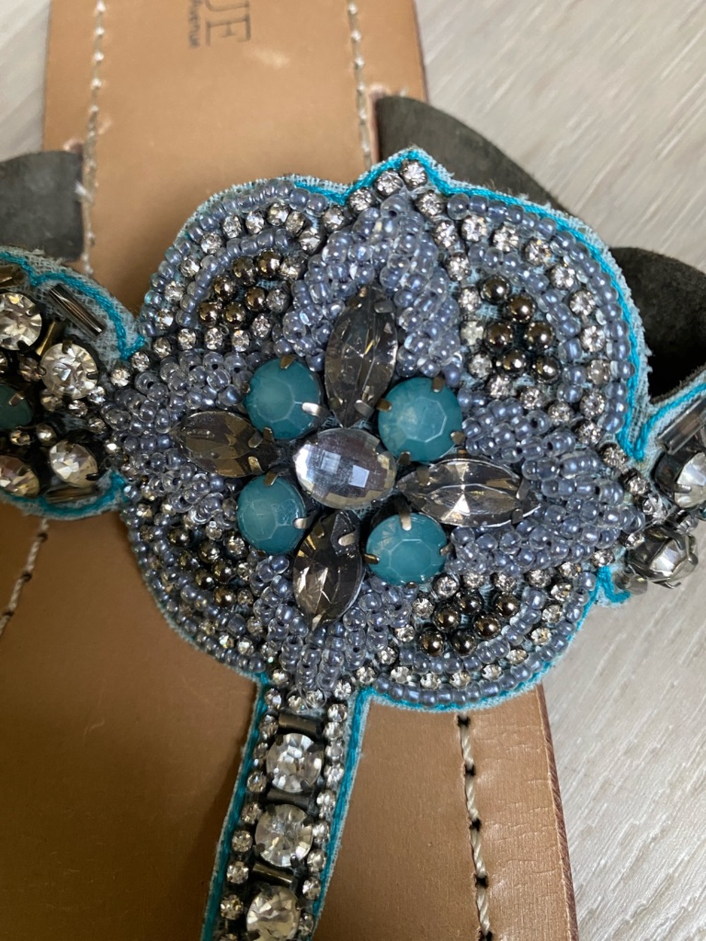 Blue by Saks Fifth Avenue Turquoise Beaded Rhinestone Bling Leather Sandals -9 - Picture 7 of 8